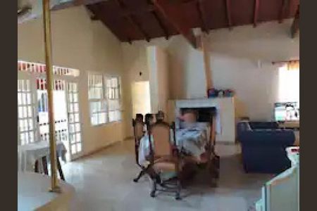 Casa à venda com 6 quartos, 497m² em Praia do Leblon, Diadema