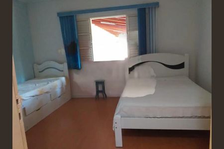 Casa à venda com 6 quartos, 497m² em Praia do Leblon, Diadema