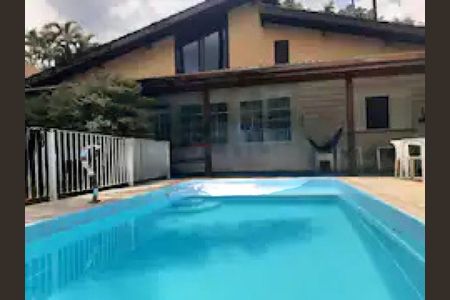 Casa à venda com 497m², 6 quartos e 3 vagas