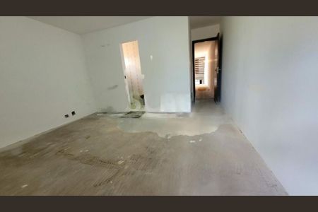 Casa à venda com 4 quartos, 270m² em Vila Friburgo, São Paulo