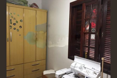 Casa à venda com 4 quartos, 200m² em Vila Sao Pedro, São Paulo