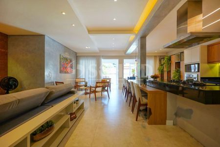 Casa à venda com 260m², 4 quartos e 3 vagas