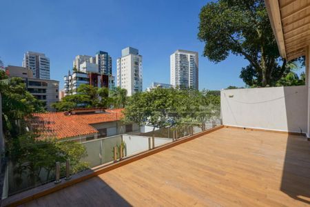 Casa à venda com 4 quartos, 260m² em Vila Nova Caledonia, São Paulo