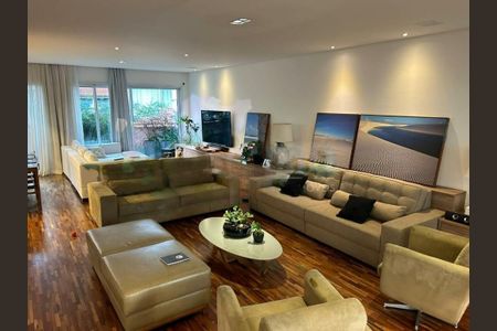 Casa à venda com 4 quartos, 399m² em Brooklin, São Paulo