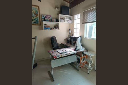 Casa à venda com 3 quartos, 140m² em Vila Isa, São Paulo