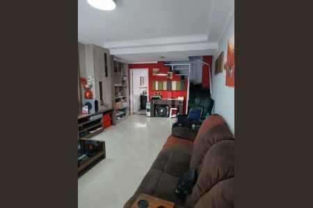 Casa à venda com 3 quartos, 140m² em Vila Isa, São Paulo