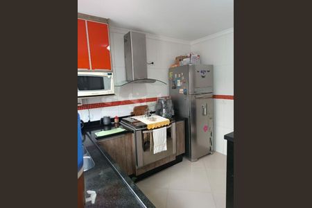 Casa à venda com 140m², 3 quartos e 2 vagas