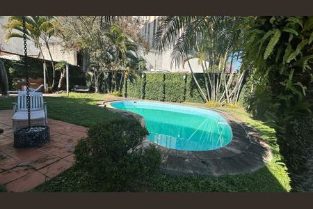 Casa à venda com 2 quartos, 270m² em Jardim Marajoara, São Paulo