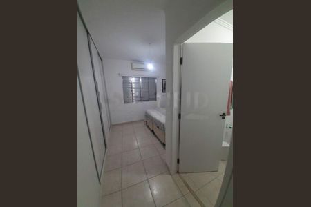 Casa à venda com 255m², 3 quartos e 3 vagas