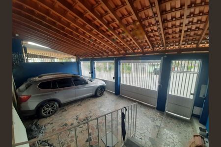 Casa à venda com 255m², 3 quartos e 3 vagas
