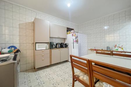 Casa à venda com 120m², 3 quartos e 2 vagas Casa à venda com 120m², 3 quartos e 2 vagasCozinha (Casa 2)