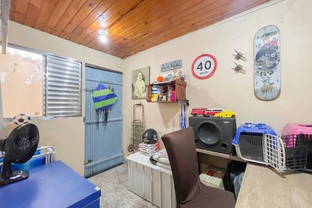 Casa à venda com 120m², 3 quartos e 2 vagas Casa à venda com 120m², 3 quartos e 2 vagasCloset da Suíte (Casa 1)