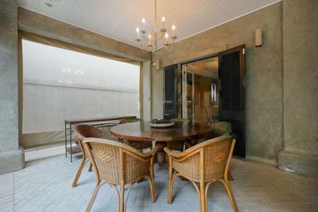Casa à venda com 4 quartos, 530m² em Jardim Viana, São Paulo