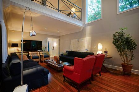 Casa à venda com 4 quartos, 530m² em Jardim Viana, São Paulo