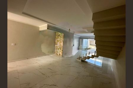 Casa à venda com 3 quartos, 183m² em Vila Arriete, São Paulo