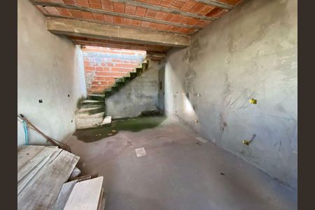 Casa à venda com 385m², 4 quartos e 2 vagas