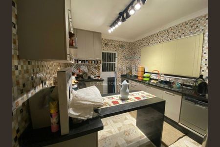 Casa à venda com 385m², 4 quartos e 2 vagas