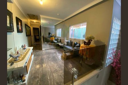 Casa à venda com 4 quartos, 385m² em Vila da Saúde, São Paulo