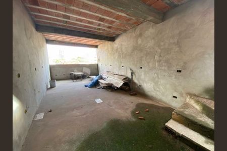 Casa à venda com 385m², 4 quartos e 2 vagas