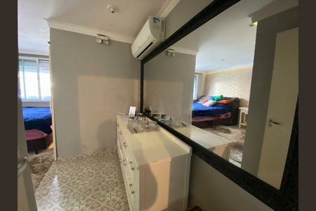 Casa à venda com 385m², 4 quartos e 2 vagas