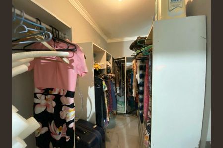 Casa à venda com 385m², 4 quartos e 2 vagas