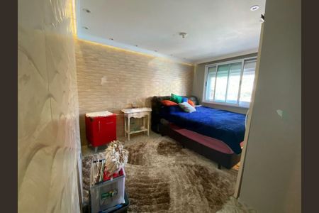 Casa à venda com 385m², 4 quartos e 2 vagas