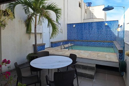 Apartamento à venda com 186m², 3 quartos e 2 vagas Apartamento à venda com 186m², 3 quartos e 2 vagasCobertura
