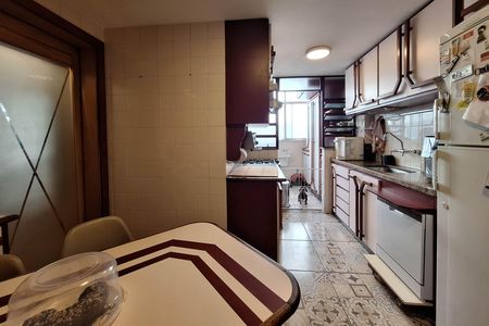 Apartamento à venda com 186m², 3 quartos e 2 vagas Apartamento à venda com 186m², 3 quartos e 2 vagasCozinha