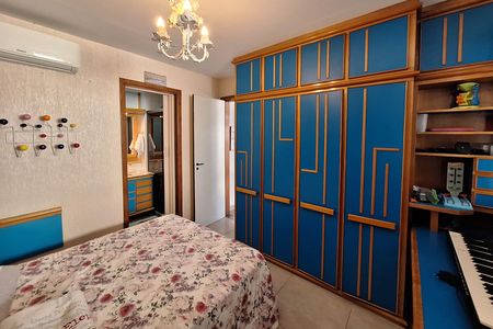 Apartamento à venda com 186m², 3 quartos e 2 vagas Apartamento à venda com 186m², 3 quartos e 2 vagasSuíte 2