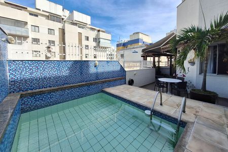 Apartamento à venda com 186m², 3 quartos e 2 vagas Apartamento à venda com 186m², 3 quartos e 2 vagasCobertura