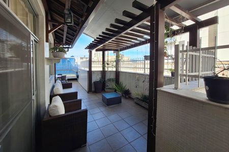 Apartamento à venda com 186m², 3 quartos e 2 vagas Apartamento à venda com 186m², 3 quartos e 2 vagasCobertura