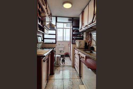 Apartamento à venda com 186m², 3 quartos e 2 vagas Apartamento à venda com 186m², 3 quartos e 2 vagasCozinha
