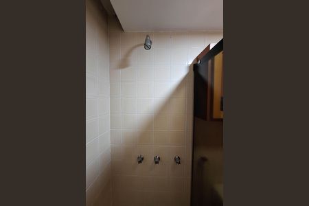 Apartamento à venda com 186m², 3 quartos e 2 vagas Apartamento à venda com 186m², 3 quartos e 2 vagasBanheiro Social