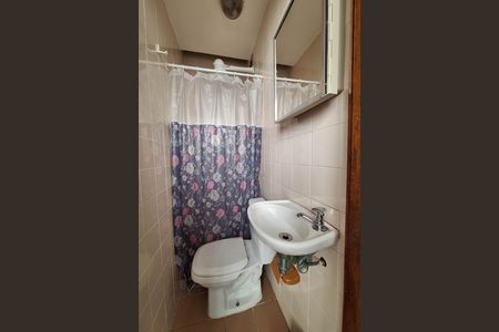 Apartamento à venda com 186m², 3 quartos e 2 vagas Apartamento à venda com 186m², 3 quartos e 2 vagasBanheiro de serviço