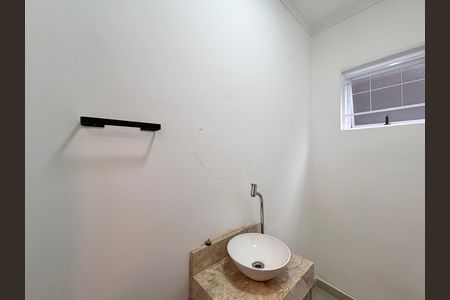 Casa para alugar com 170m², 3 quartos e 3 vagas Casa para alugar com 170m², 3 quartos e 3 vagasLavabo