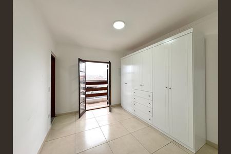 Casa para alugar com 170m², 3 quartos e 3 vagas Casa para alugar com 170m², 3 quartos e 3 vagasSuíte