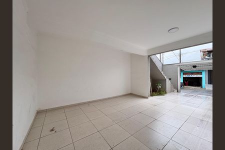 Casa para alugar com 170m², 3 quartos e 3 vagas Casa para alugar com 170m², 3 quartos e 3 vagasGaragem