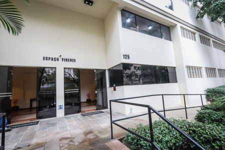 Apartamento para alugar com 38m², 1 quarto e 2 vagas Apartamento para alugar com 38m², 1 quarto e 2 vagasPortaria