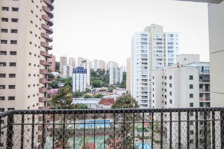 Apartamento para alugar com 38m², 1 quarto e 2 vagas Apartamento para alugar com 38m², 1 quarto e 2 vagasVaranda
