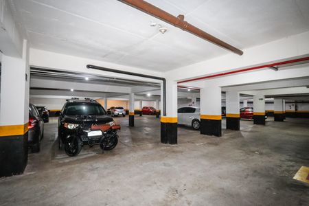 Apartamento para alugar com 38m², 1 quarto e 2 vagas Apartamento para alugar com 38m², 1 quarto e 2 vagasGaragem