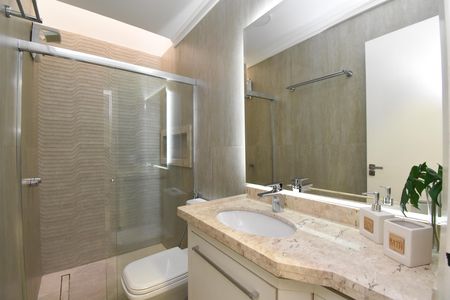 Casa à venda com 211m², 3 quartos e 3 vagasBanheiro 2