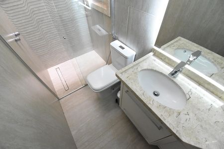 Casa à venda com 211m², 3 quartos e 3 vagasBanheiro 2