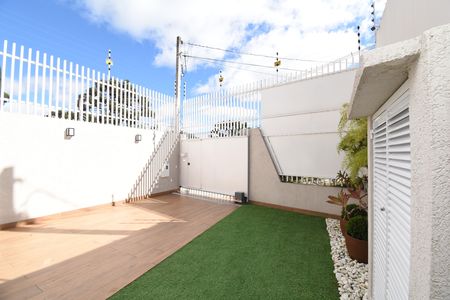 Casa à venda com 211m², 3 quartos e 3 vagasVaranda