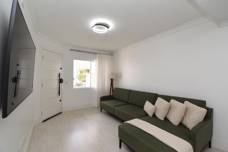 Casa à venda com 211m², 3 quartos e 3 vagasSala 