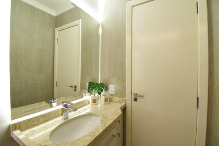 Casa à venda com 211m², 3 quartos e 3 vagasBanheiro 2