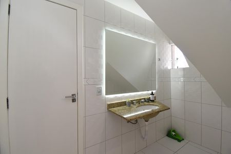 Casa à venda com 211m², 3 quartos e 3 vagasBanheiro do Ático