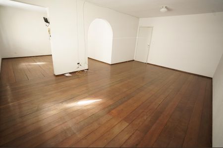 Apartamento à venda com 3 quartos, 180m² em Setor Aeroporto, Goiânia