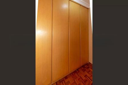 Casa à venda com 3 quartos, 200m² em Campo Belo, São Paulo