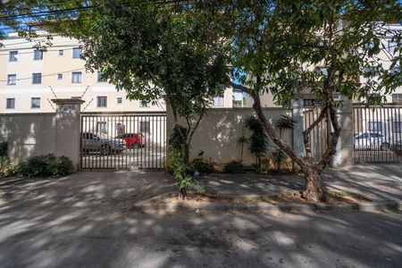 Apartamento para alugar com 49m², 2 quartos e sem vaga Apartamento para alugar com 49m², 2 quartos e sem vagaFachada