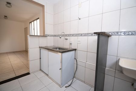 Apartamento para alugar com 49m², 2 quartos e sem vaga Apartamento para alugar com 49m², 2 quartos e sem vagaCozinha e Área de Serviço